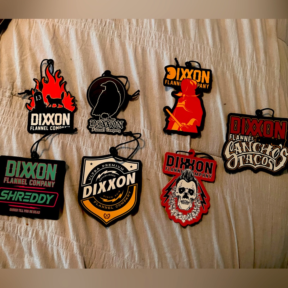 Dixxon sticker tags